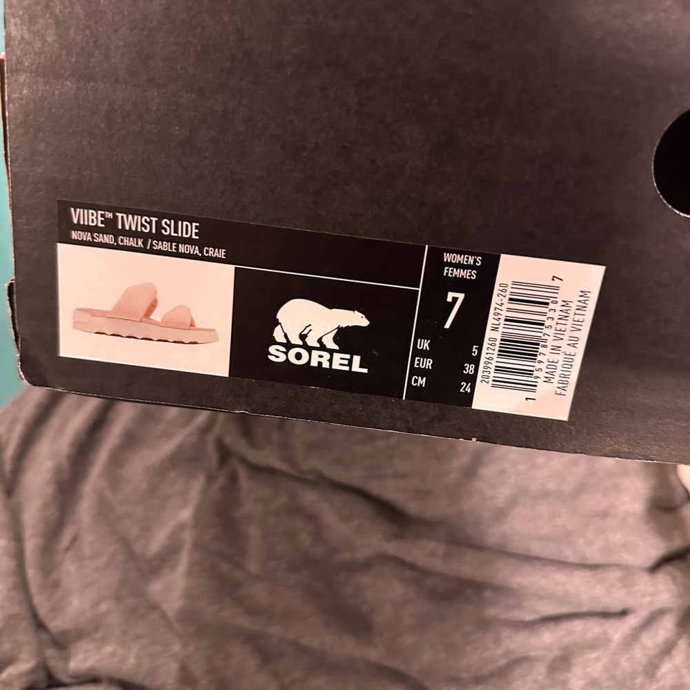 Sorel vibe twist cream sandal size 7 NIB